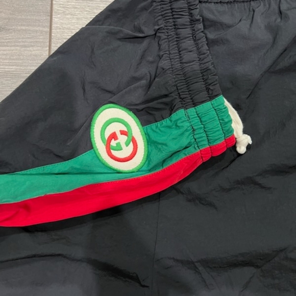 Gucci Windbreaker Pants - Unisex Men's Size Small & Women's Size Medium - Picture 3 of 5